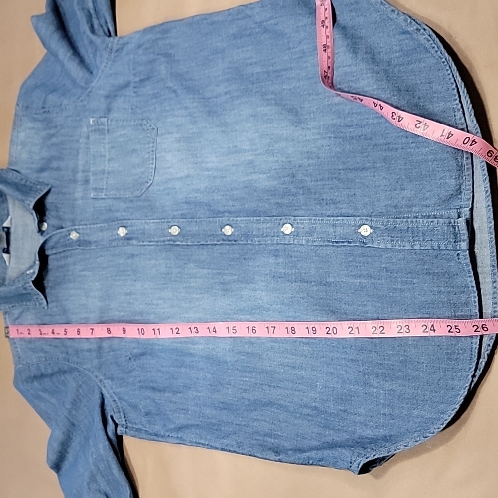 Old Navy Size S The Classic Shirt Button-Down Jean/Chambray Shirt - Picture 8 of 12